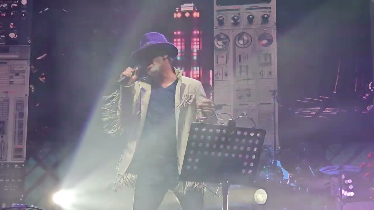Jamiroquai - Space Cowboy (Live LDLC ARENA LYON 08/11/25)