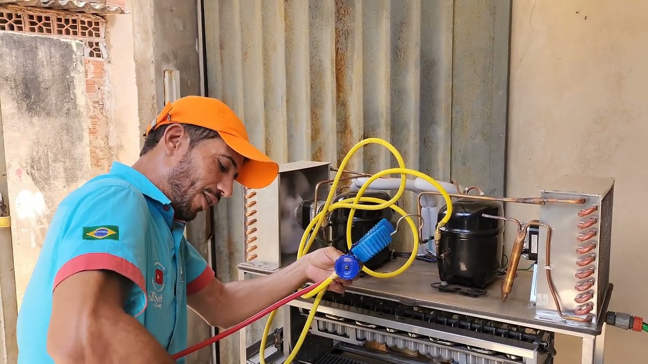 Máquina de gelo Everest EGC150 funciona tudo, mas não produz gelo. Saiba porque.