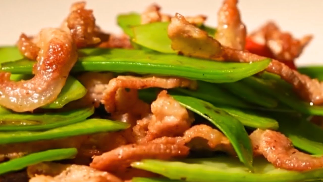 焦香猪颈肉与清爽荷兰豆，香而不腻，爽口满足！【我爱返寻味2025】