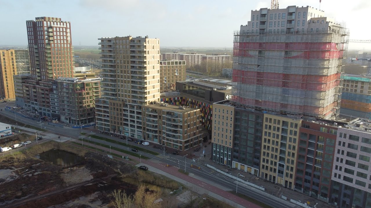 Amsterdam Noord rondje over de Elzenhagen en Noordhollands kanaal.