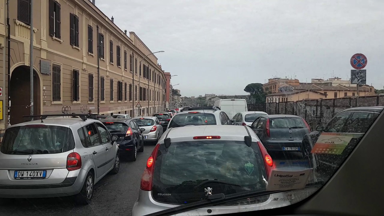 ON-BOARD 118 Emergency  Ambulanza bloccata nel traffico Roma