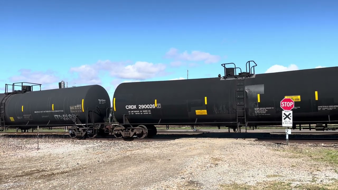 EB and WB meeting in Cade today great mixed freight also crews and awesome mixed freights graffiti. 