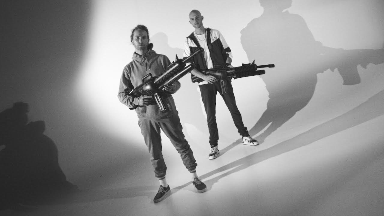 Mund de Carlo & Manus Bell – 