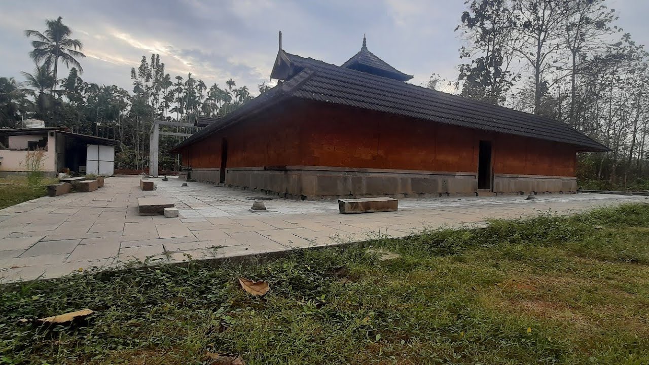 Kurooramma Krishna Temple, Vengilassery Velur thrissur Kerala /കുറൂരമ്മ കൃഷ്ണാ ക്ഷേത്രം വേലൂർ
