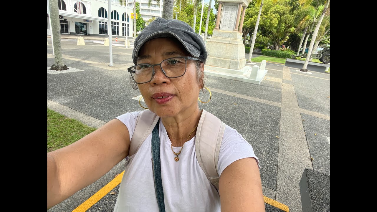 Boonyapa Pinitpon กำลังถ่ายทอดสด!