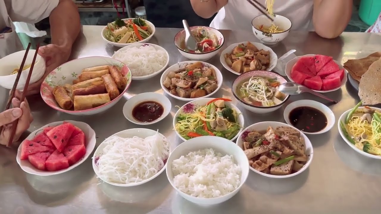 Mâm Cơm Chay Ngày Tết Quê,Bình Yên Ấm Áp Bên Gia Đình#107