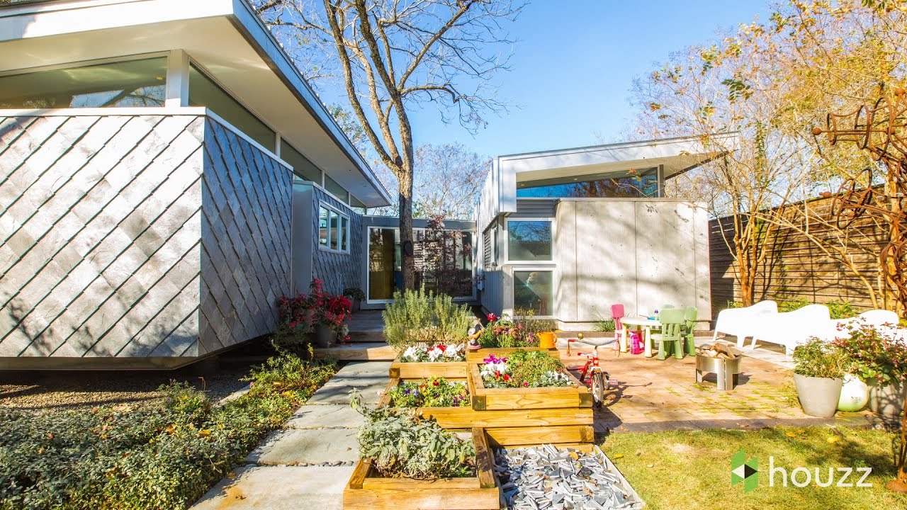 Fun Family Living in 980 Square Feet