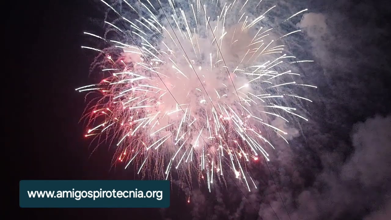 Castillo Fuegos Artificiales Fin de fiestas Godella Valencia 2024 Pirotecnia Gironina