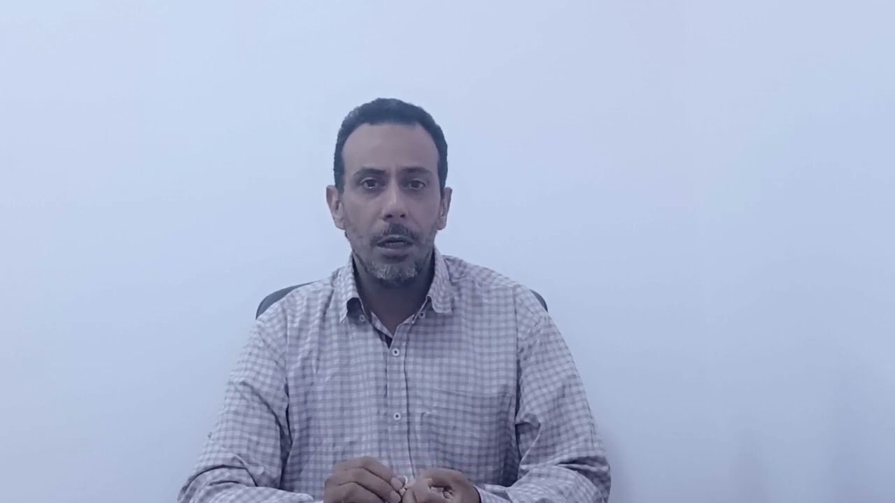 الرد على من يقولون أن الله يتعجب !