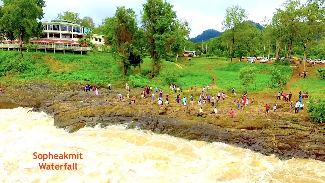 Sopheakmit Waterfall in Stung Treng Province