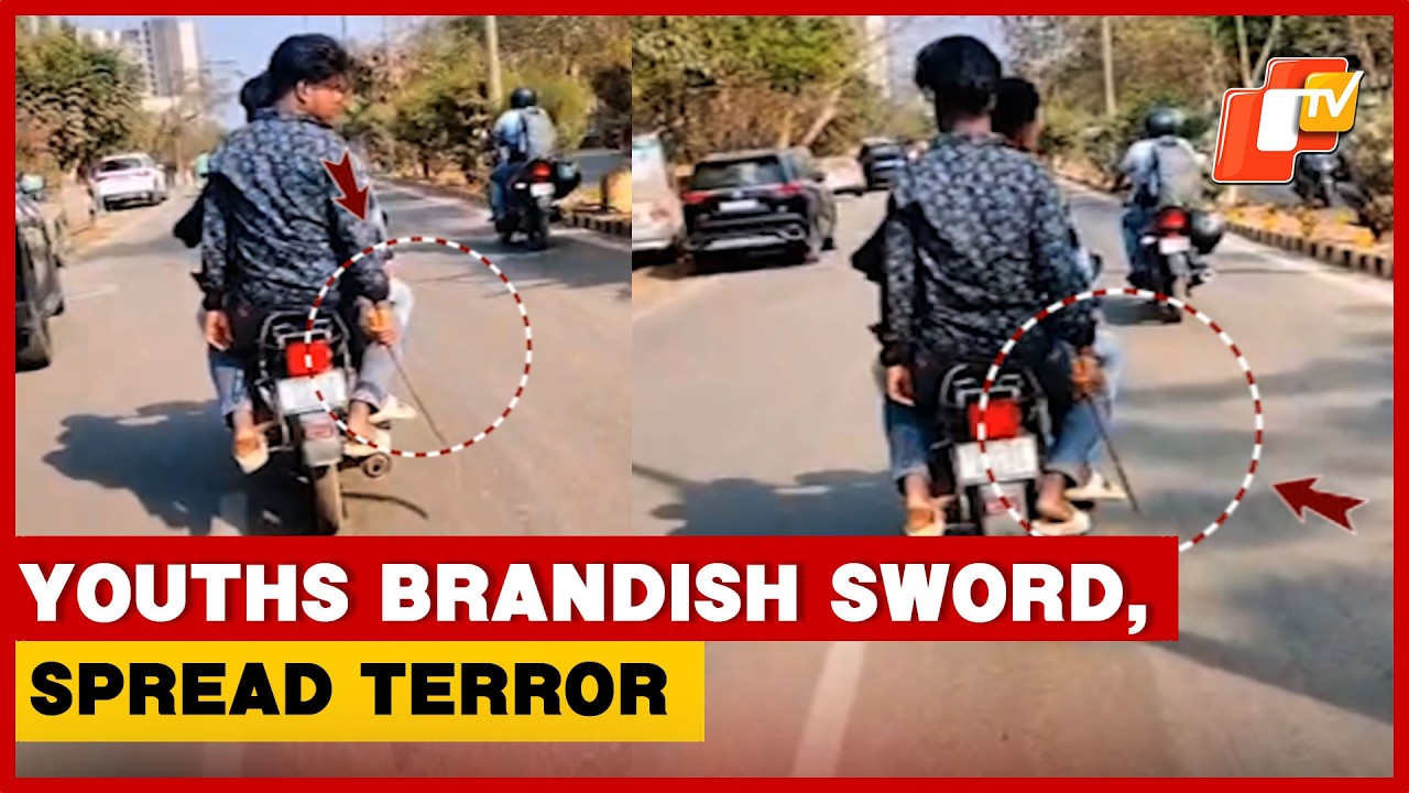 Sword-Wielding Youths Spread Terror In Bhubaneswar Infocity Area, Video Goes Viral in Odisha | OTV