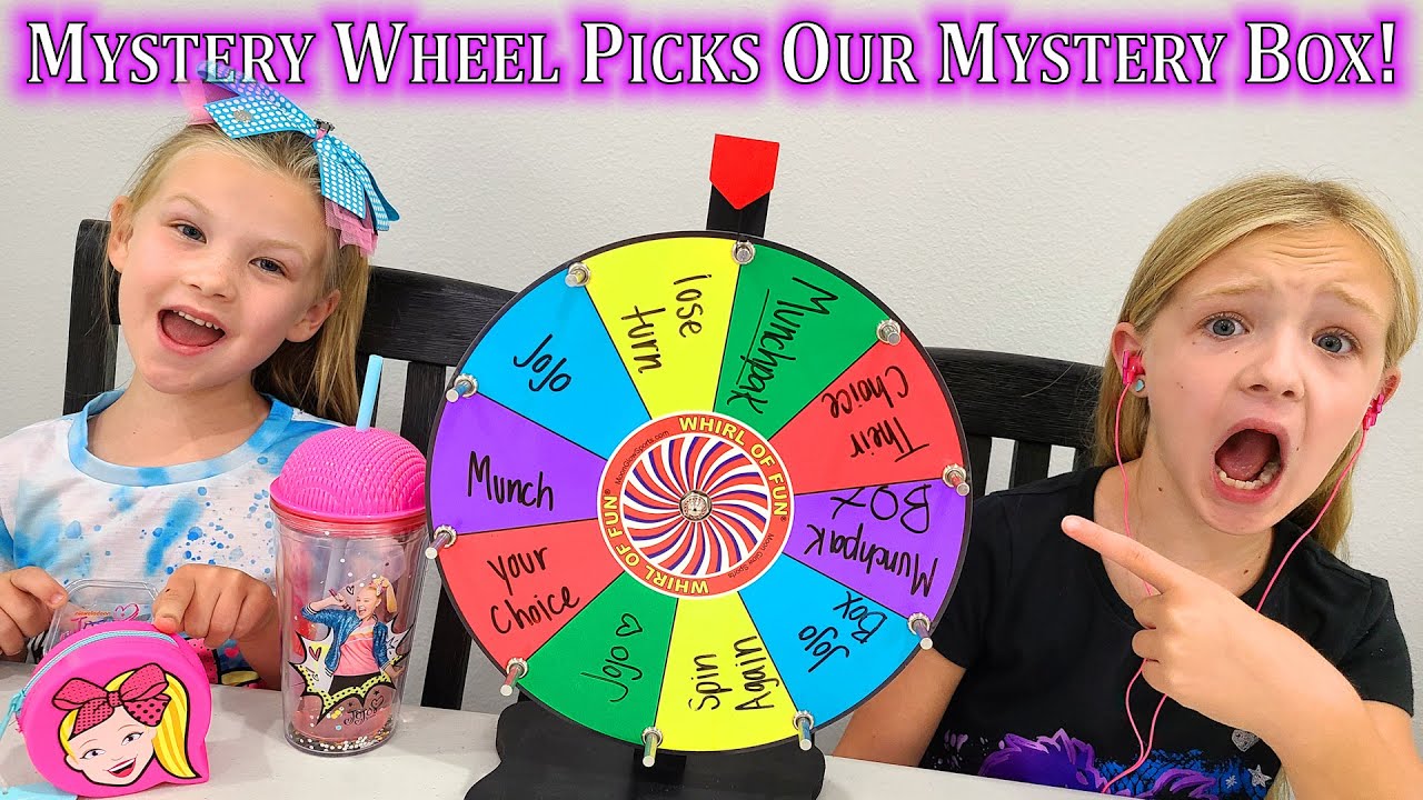 Mystery Wheel Showdown! Jojo Siwa vs Munchpak!!!