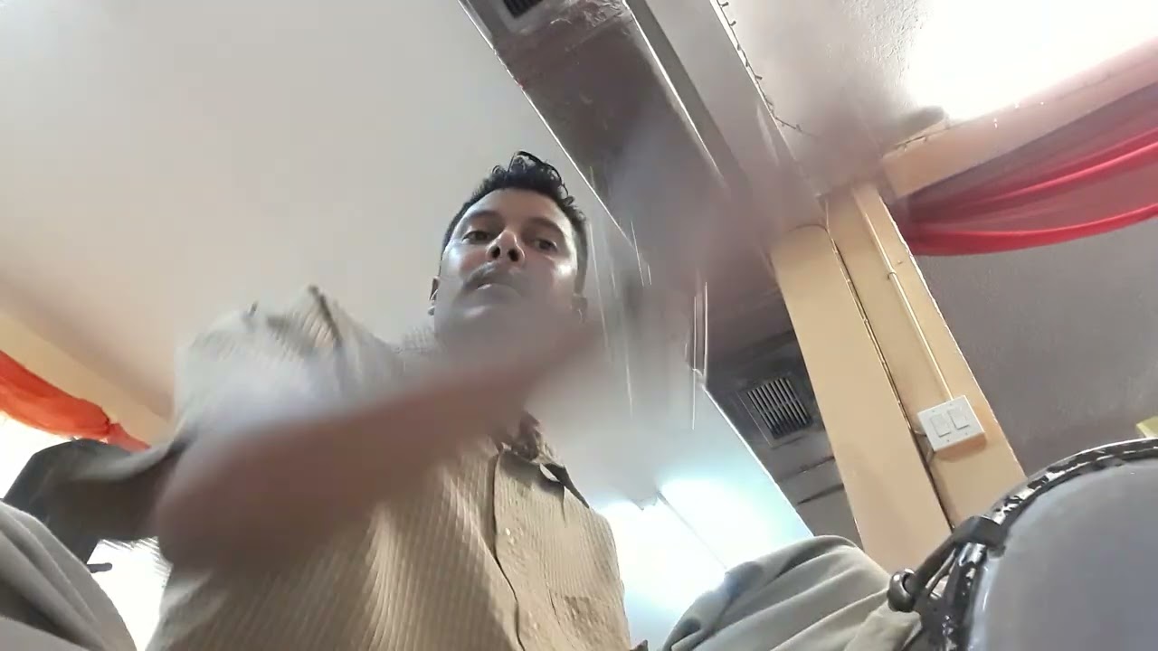 6.5k16. Ram Say Bara Ram ka naam- Pundita Chun/ Dholak- Dale Bhola/Organ-Deo Bhola. 