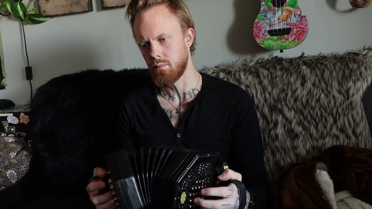 SCUMM BAR THEME on duet concertina