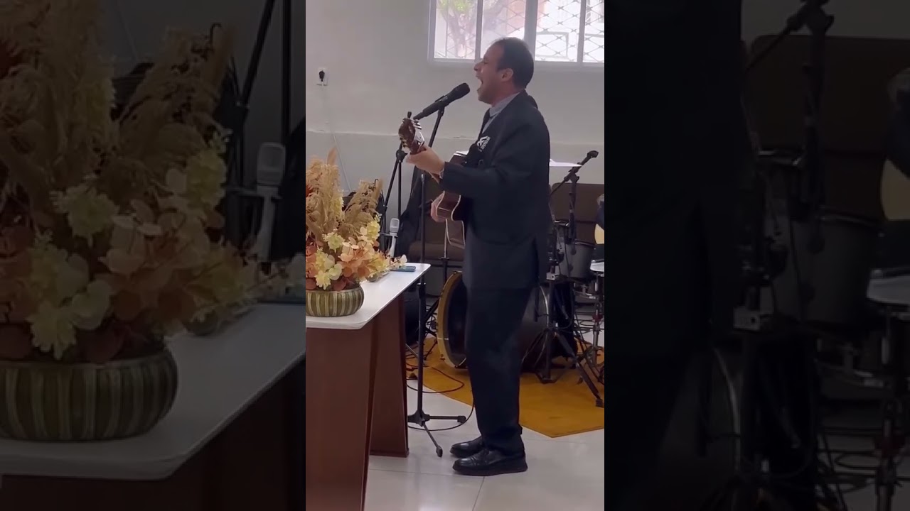 VOCE CONHECE ESSE LOUVOR? cantado na voz do Dc. Fabio Jr. da adseara em Escada 