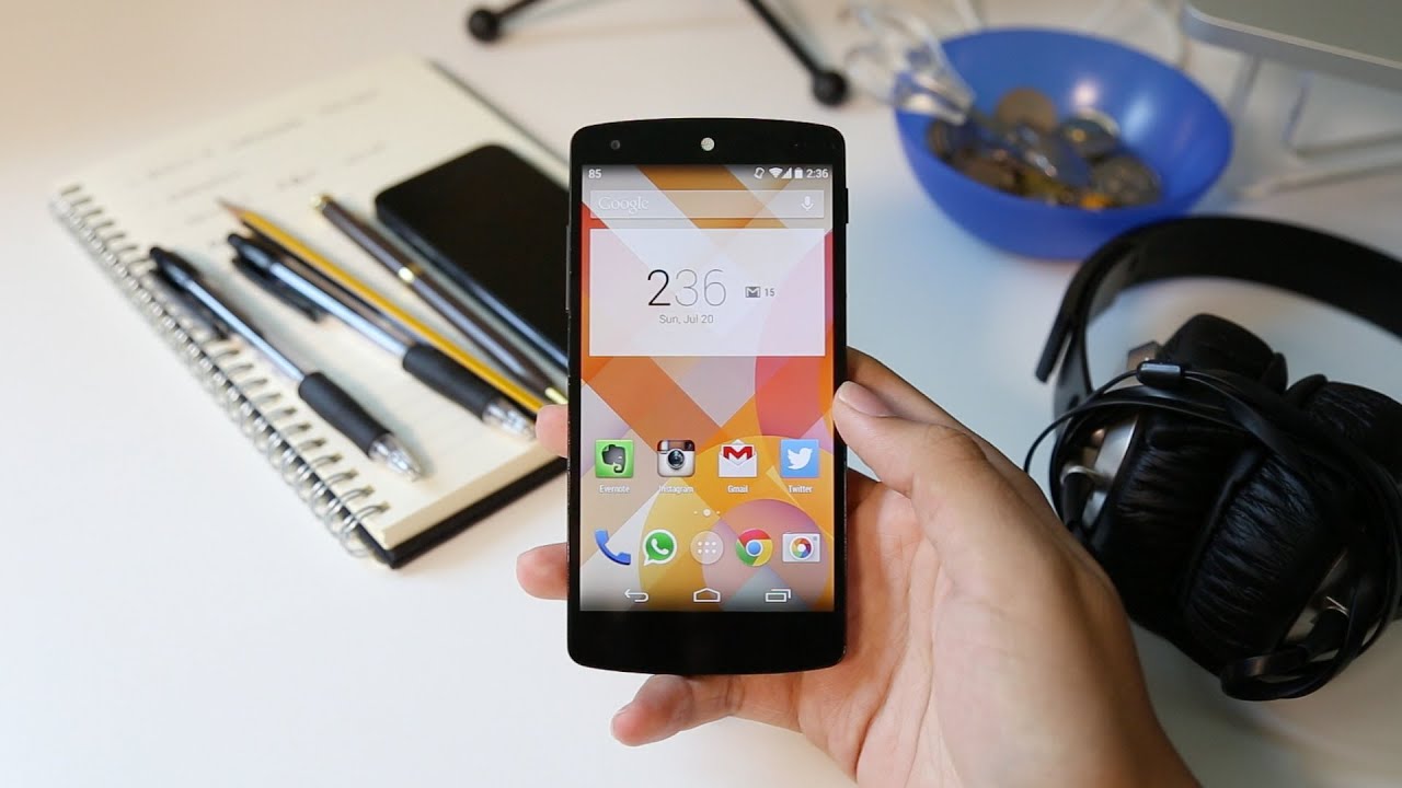 The Nexus 5 Experience