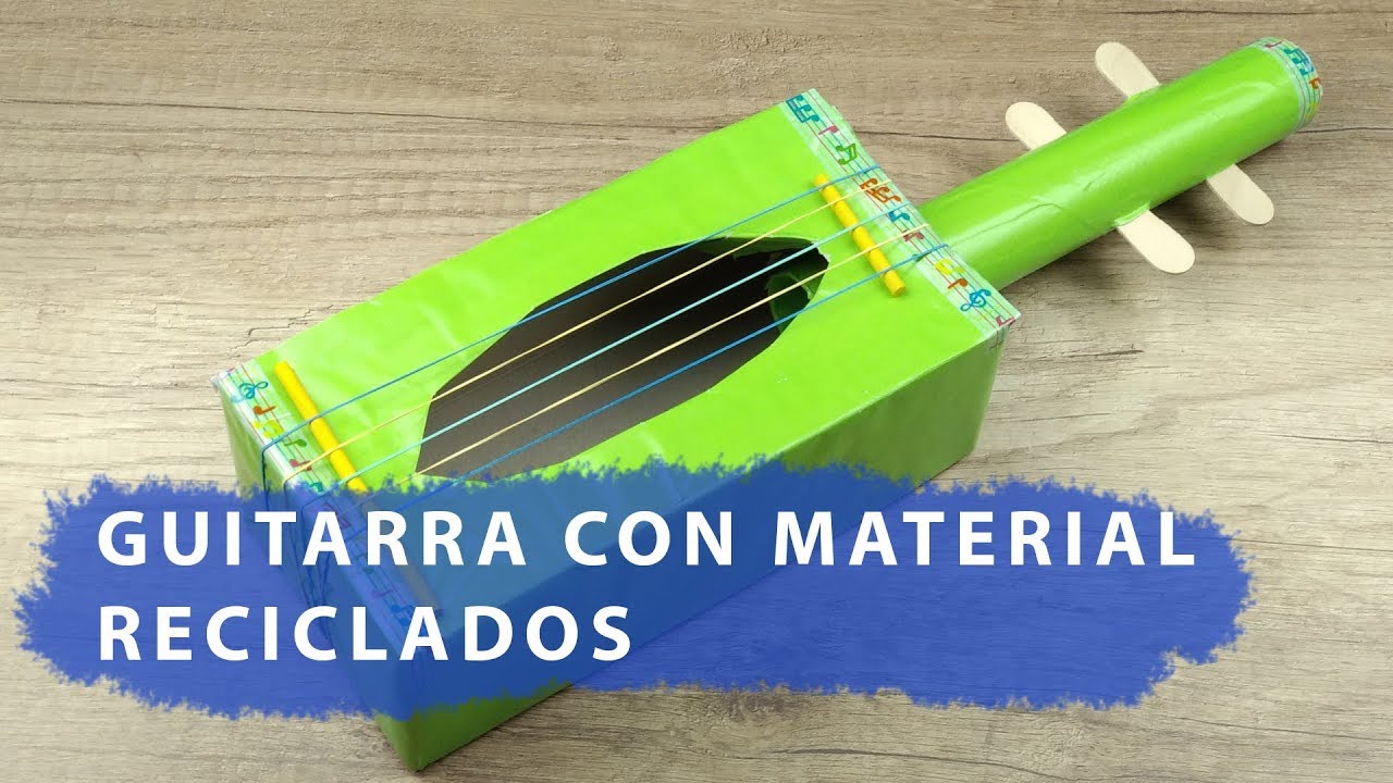 Guitarra con materiales reciclados