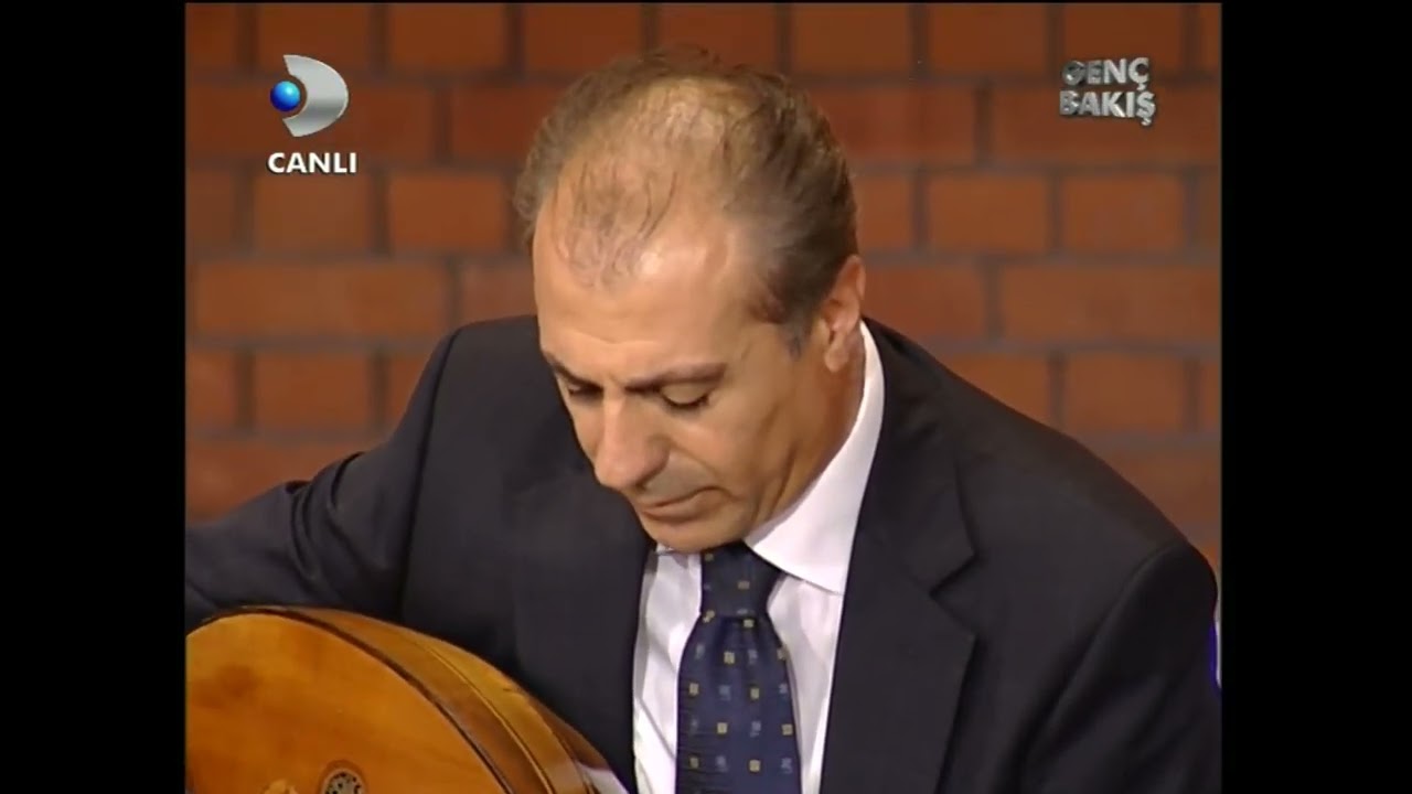 Genç Bakış Ud Virtiözü:Mehmet Emin BİTMEZ- Bilen IŞKTAŞ 'Nihavend Longa' Beste: Mehmet Emin BİTMEZ