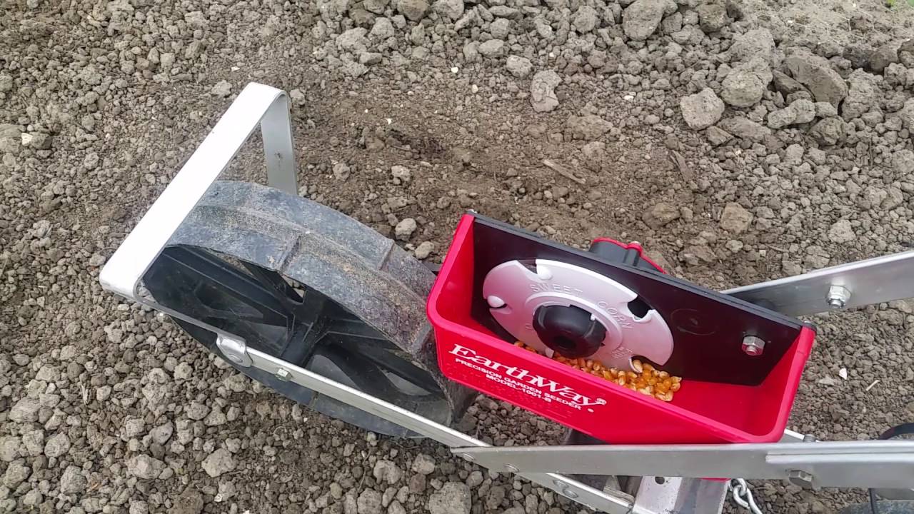 Earthway 1001-B seeder zaaimachine