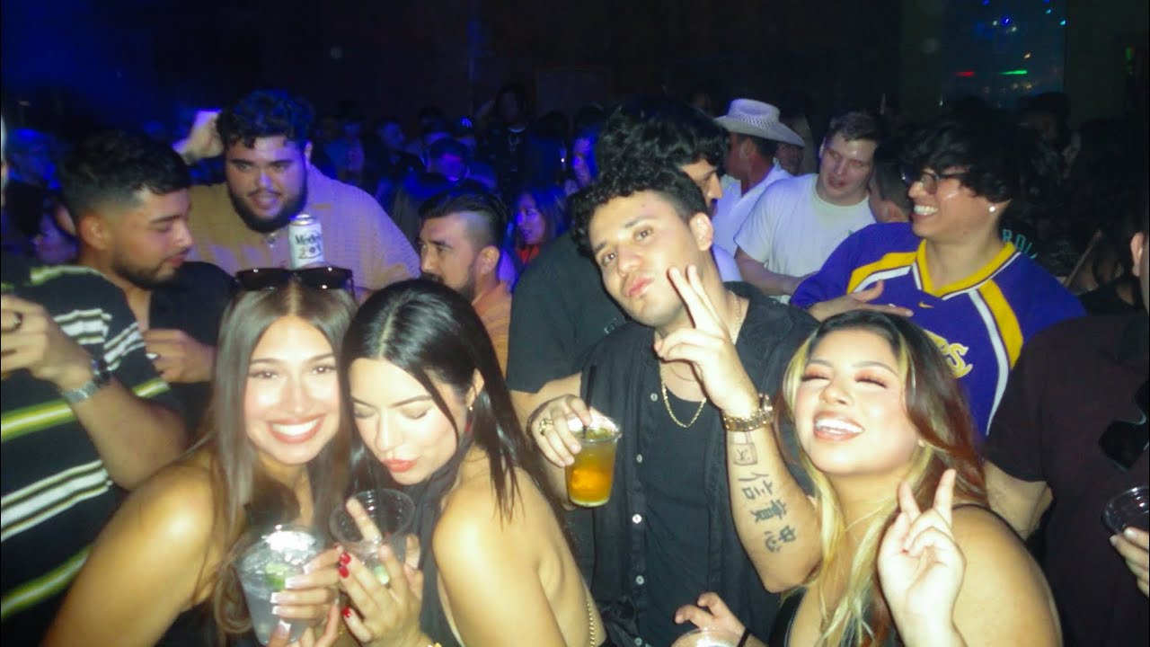 WHAT A NIGHT IN DWNTWN PHX LOOKS LIKE….🤯 WE GOT KICKED OUT