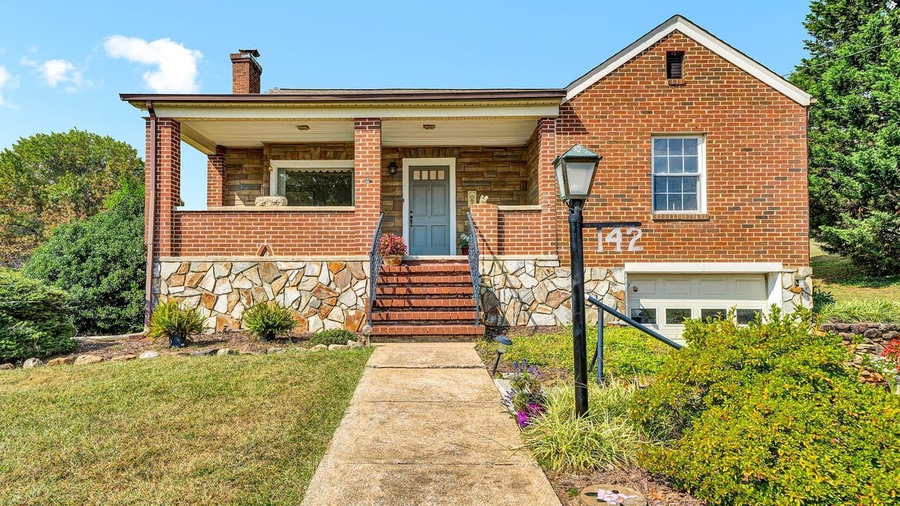 142 Elwood St NW, Roanoke, VA