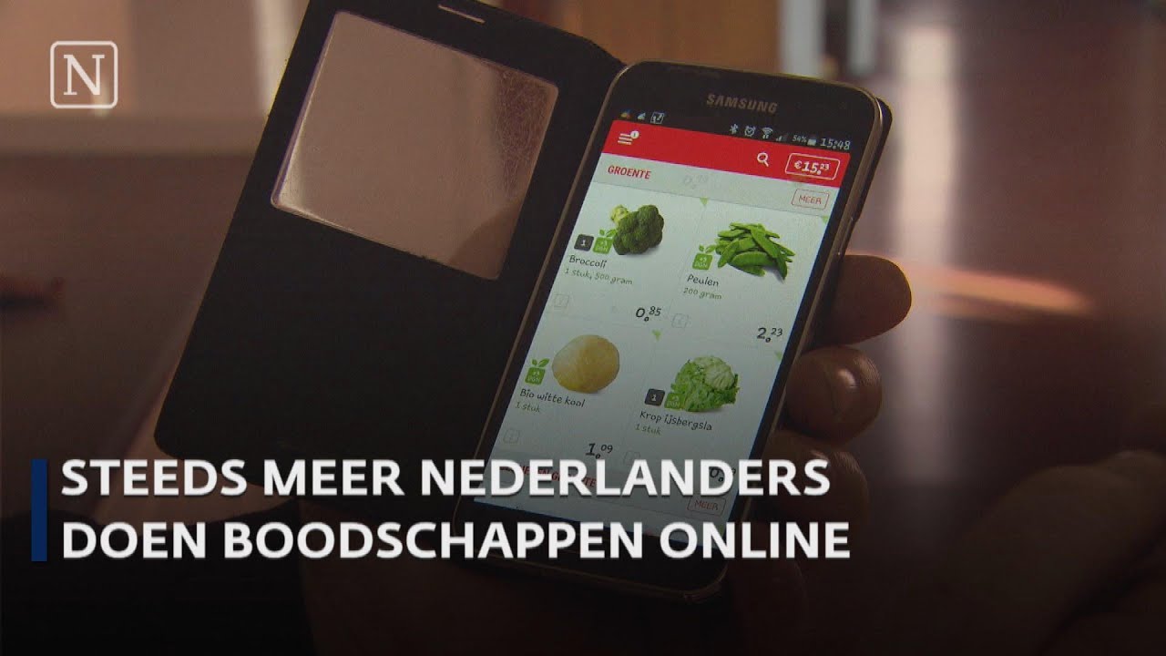 'Files in de straat door bezorging online boodschappen'