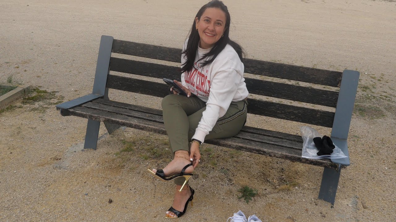 High Heels Filming Outdoors &ndash; Multiple Try-On (From Live Session)