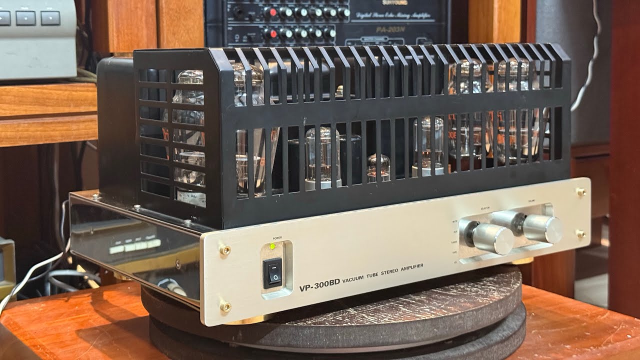 Nữ hoàng hoàng âm sắc VP-300BD gold chạy 4 bóng 300B thuốc trị cho loa đồng trục toàn dải...