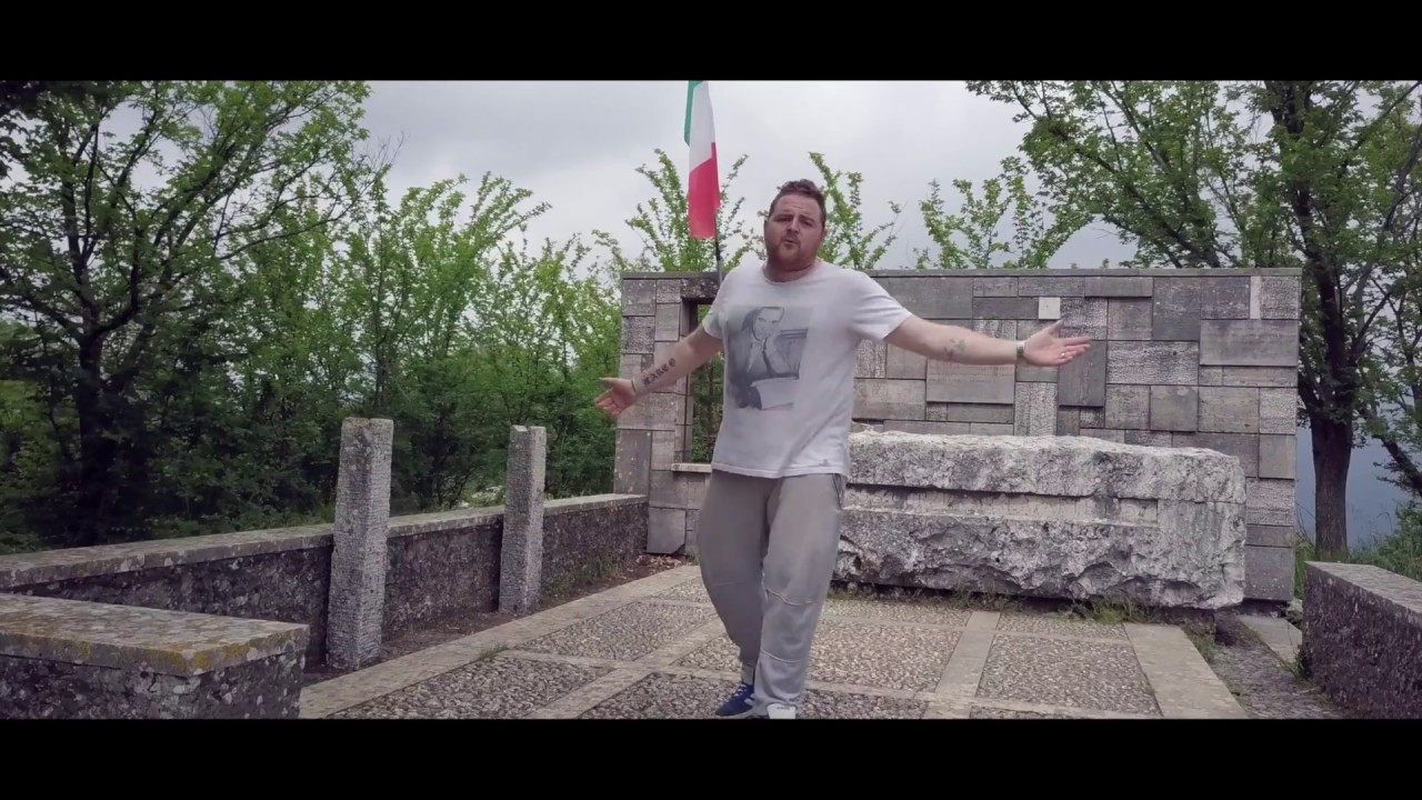 BLEBLA - VIA CURZIO MALAPARTE