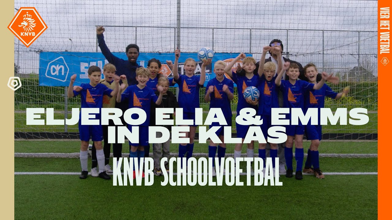 Eljero Elia 🦁 & Emms 🎶 in de klas! 🏫 I 𝗞𝗡𝗩𝗕 𝗦𝗰𝗵𝗼𝗼𝗹𝘃𝗼𝗲𝘁𝗯𝗮𝗹 🔥