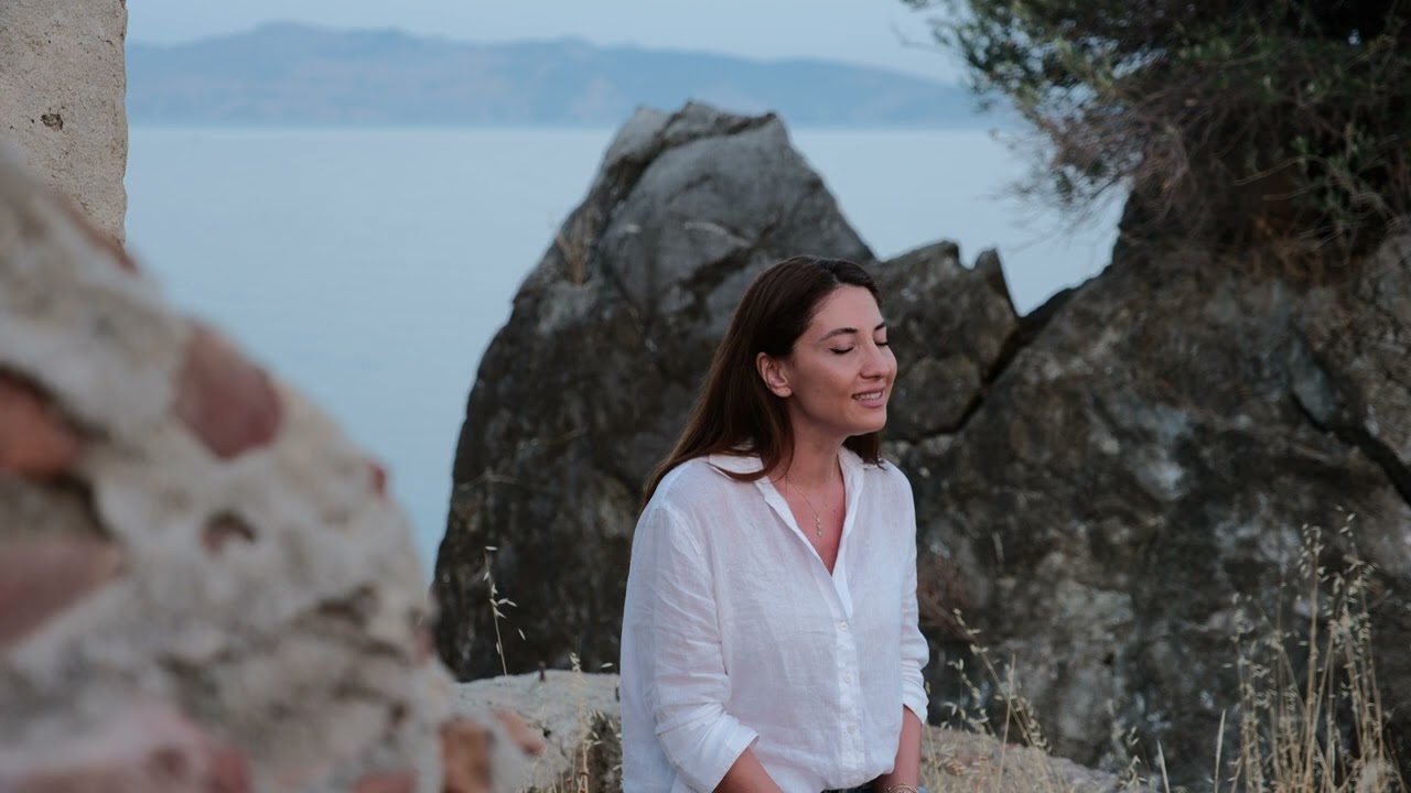 Neval Yaşasın | Dut ağacı boyunca