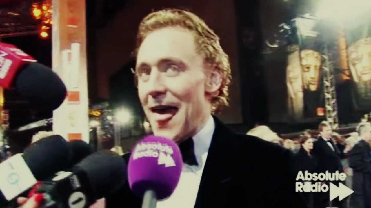 Tom Hiddleston [♥] you always make me smile