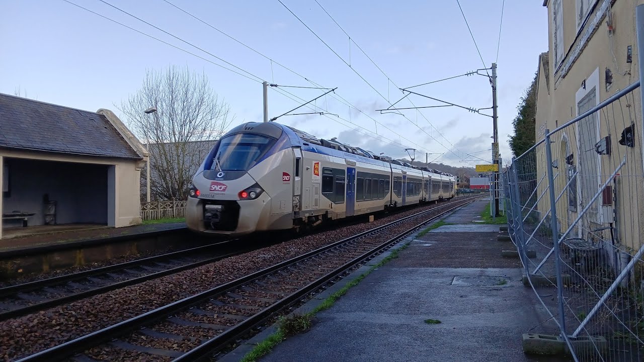 Spot de train en Gare d'Harfleur (Régiolis, Omneo Premium, BB37000, BB26126)