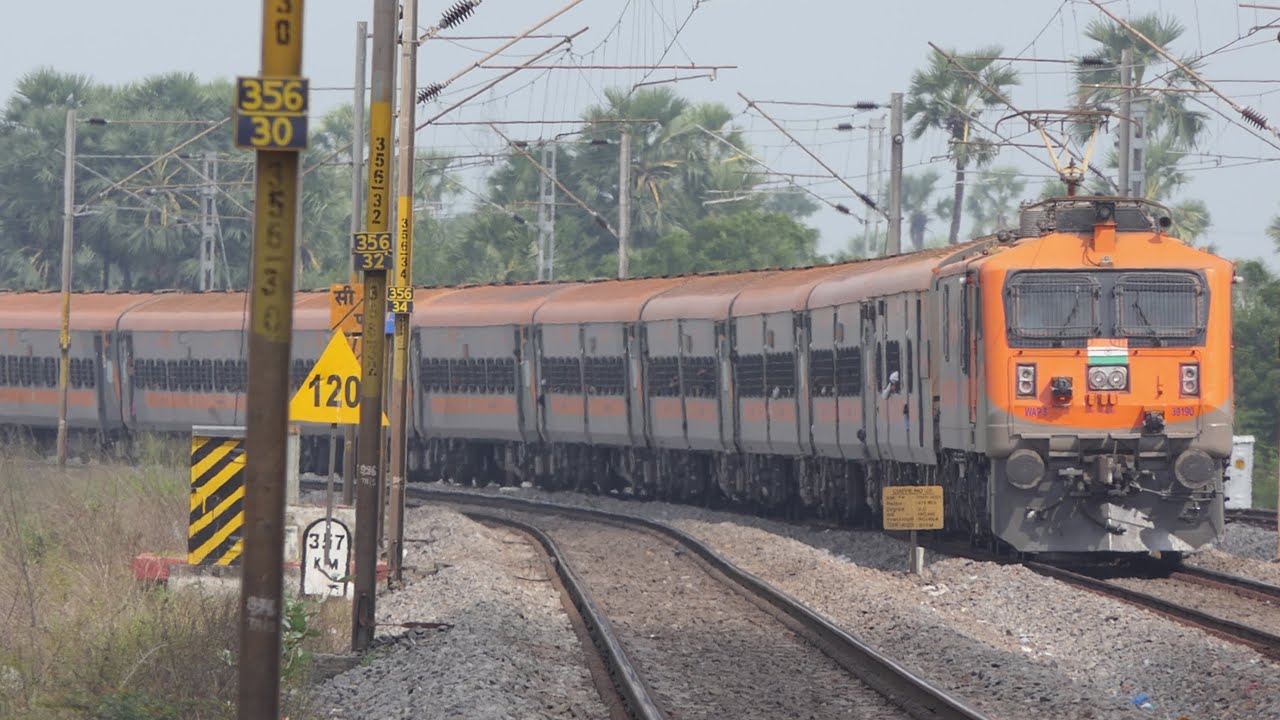 AMRIT BHARAT Express takes THIRD LINE | Up And Down Direction COROMONDEL SF Express | IndianRailways