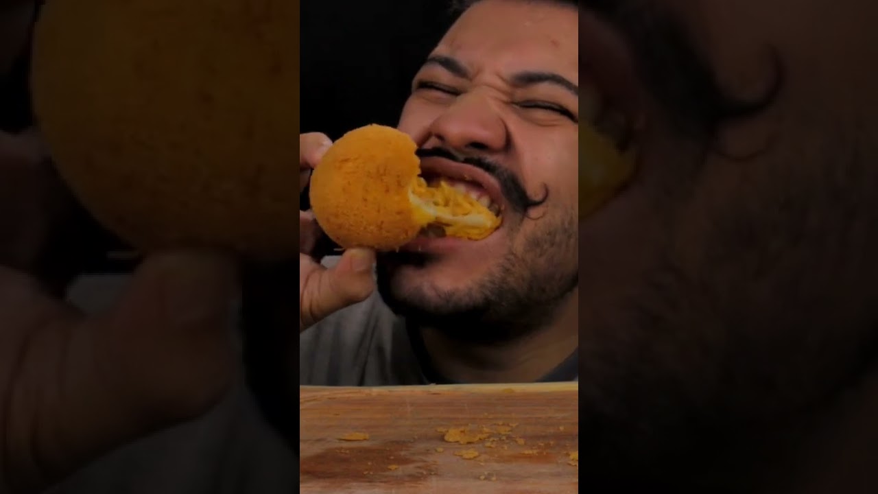 ASMR COMIDA ! COMENDO COXINHA MUKBANG #shorts