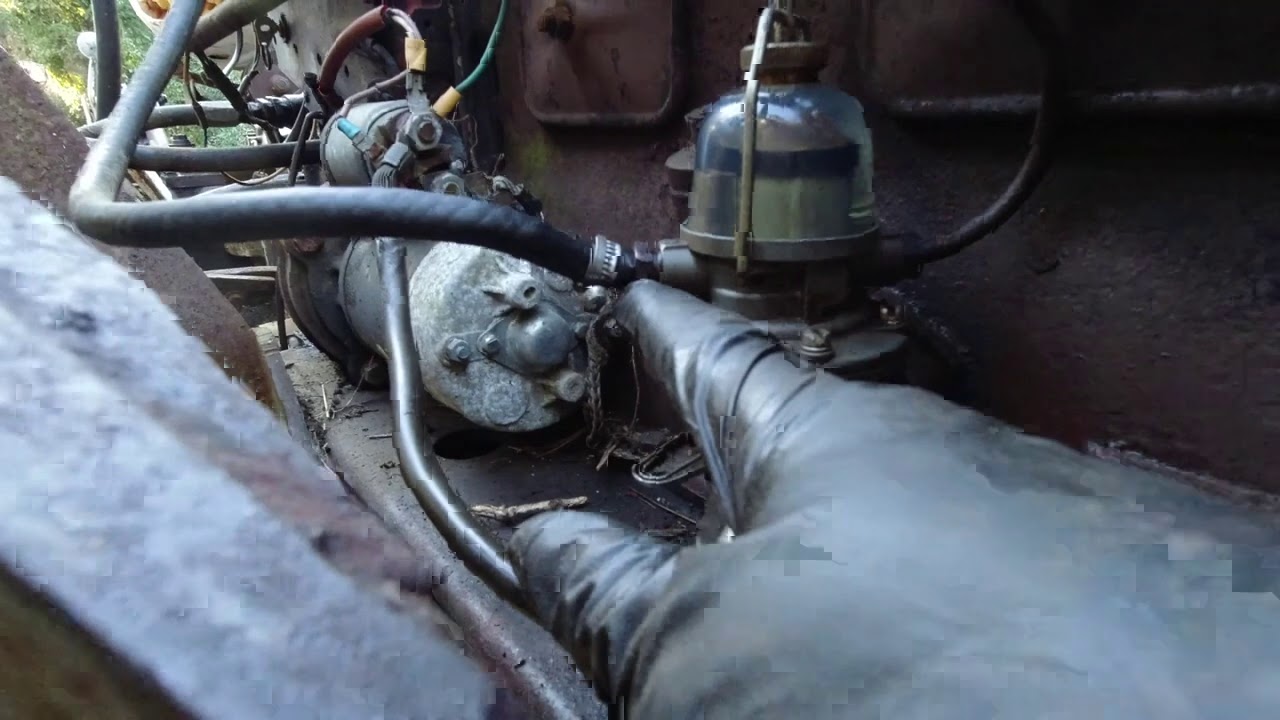 Tractor fuel pump problem fixed with a 5¢ o-ring.. David Brown 990