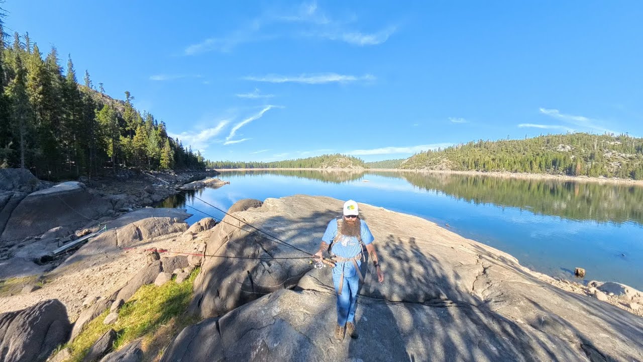 Easy Hike for Good Fishing : Pinecrest Lake