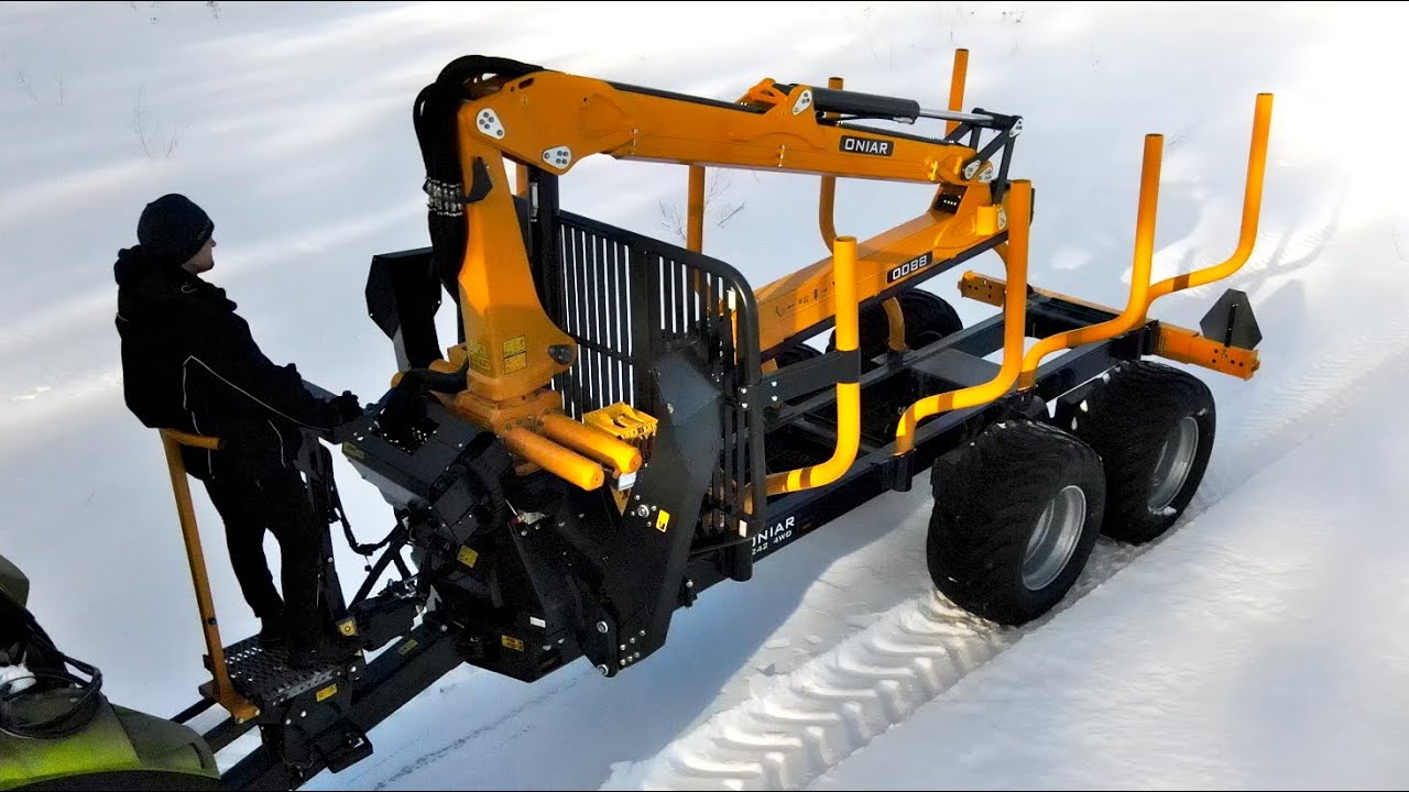 Oniar group 2 trailer : 242 4WD with 550/45-22,5 wheels & Oniar 8800 crane