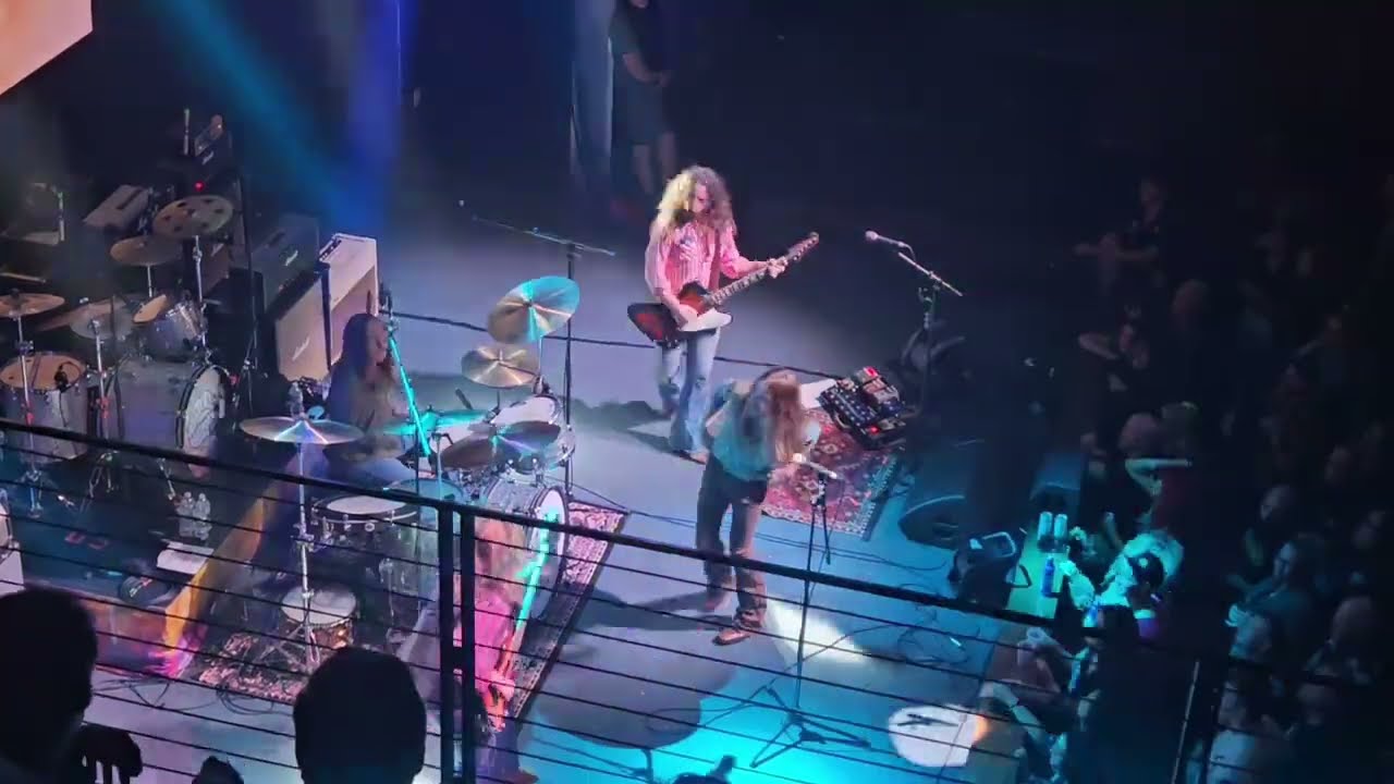The Band Feel Find A Love
