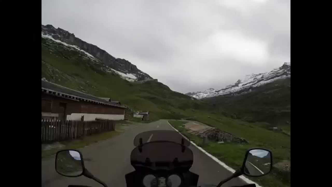Klausenpass - Westabfahrt (Suzuki V-Strom 650)