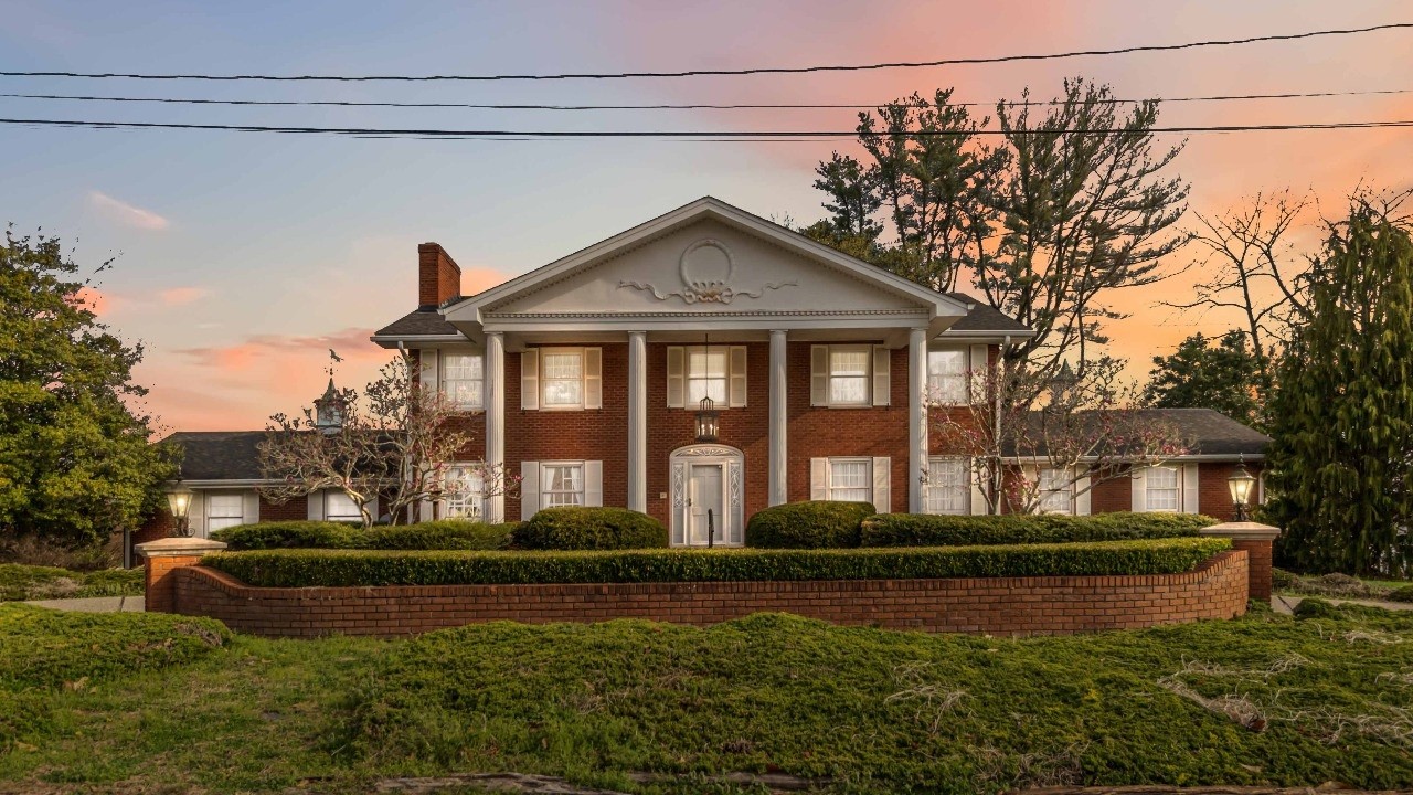 808 W Holly Ln, Corbin, KY 40701