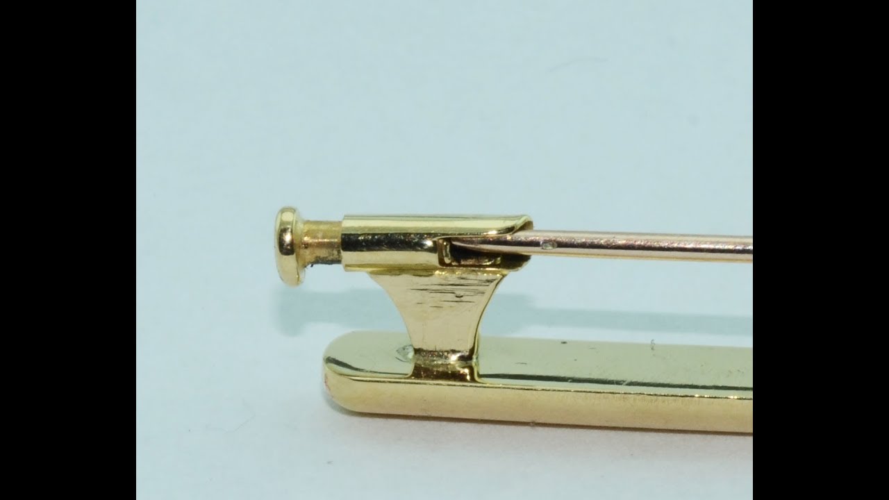 Gold bayonet lock for brooch