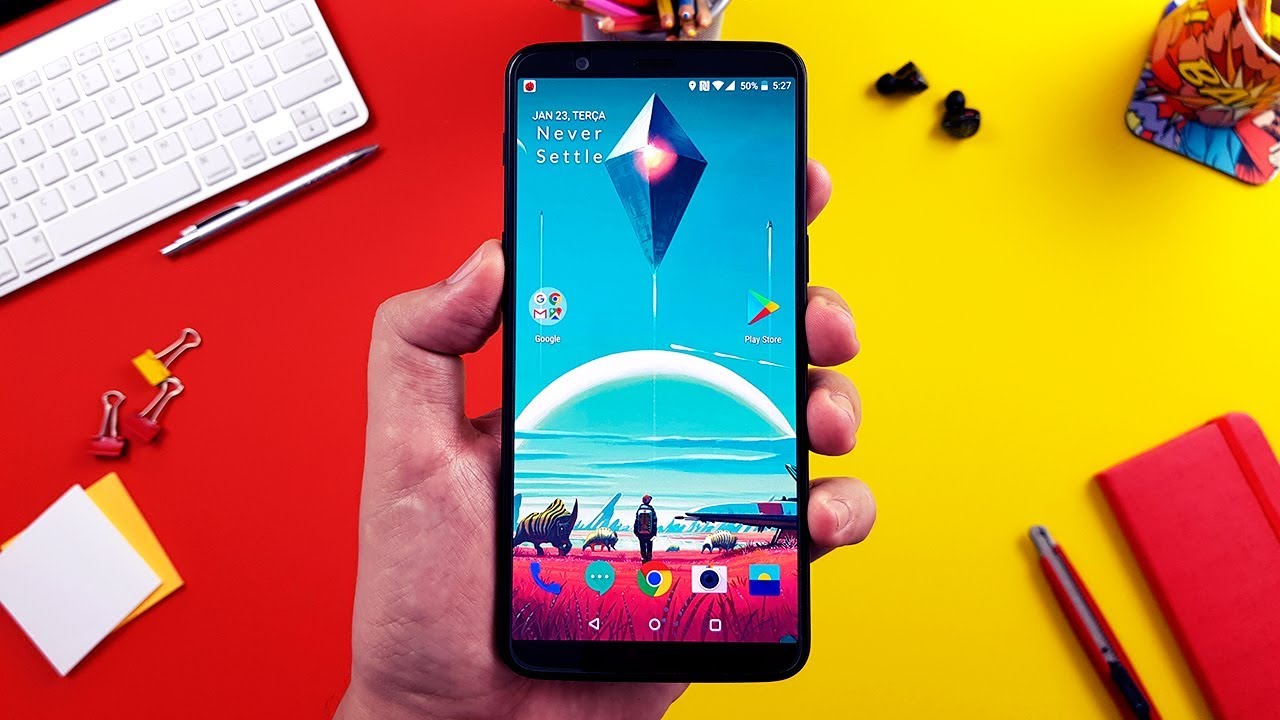 O REI TÁ NA MÃO! ONEPLUS 5T 8GB RAM/128GB. ELE REALMENTE É SENSACIONAL? | UNBOXING