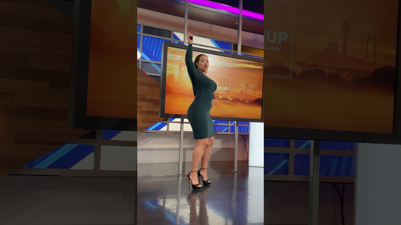 When your song comes on 🤣‼️ #dance #country #bts #grwm #outfit #news
