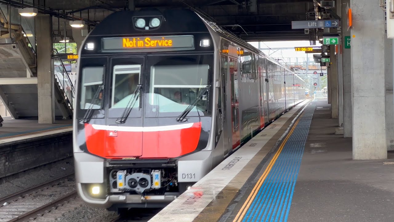 NIF D Set (D131) Arriving and Departing Blacktown