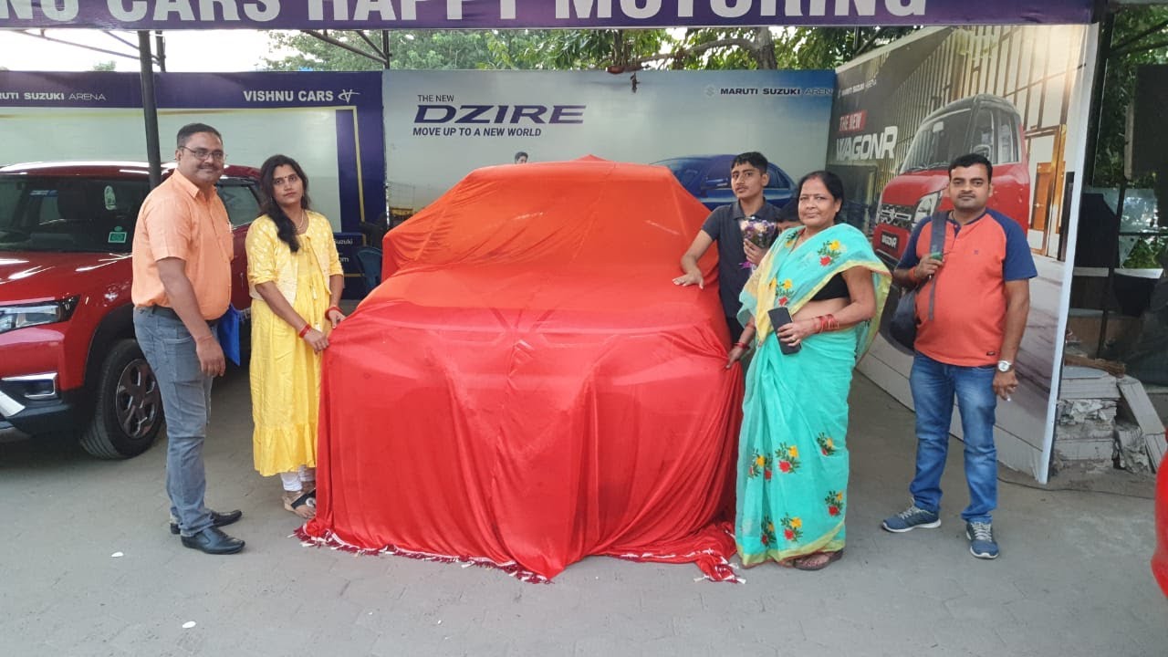 Taking Delivery of 2022 Maruti Suzuki Brezza | Worshipping, Exterior, Interior & Driving Video
