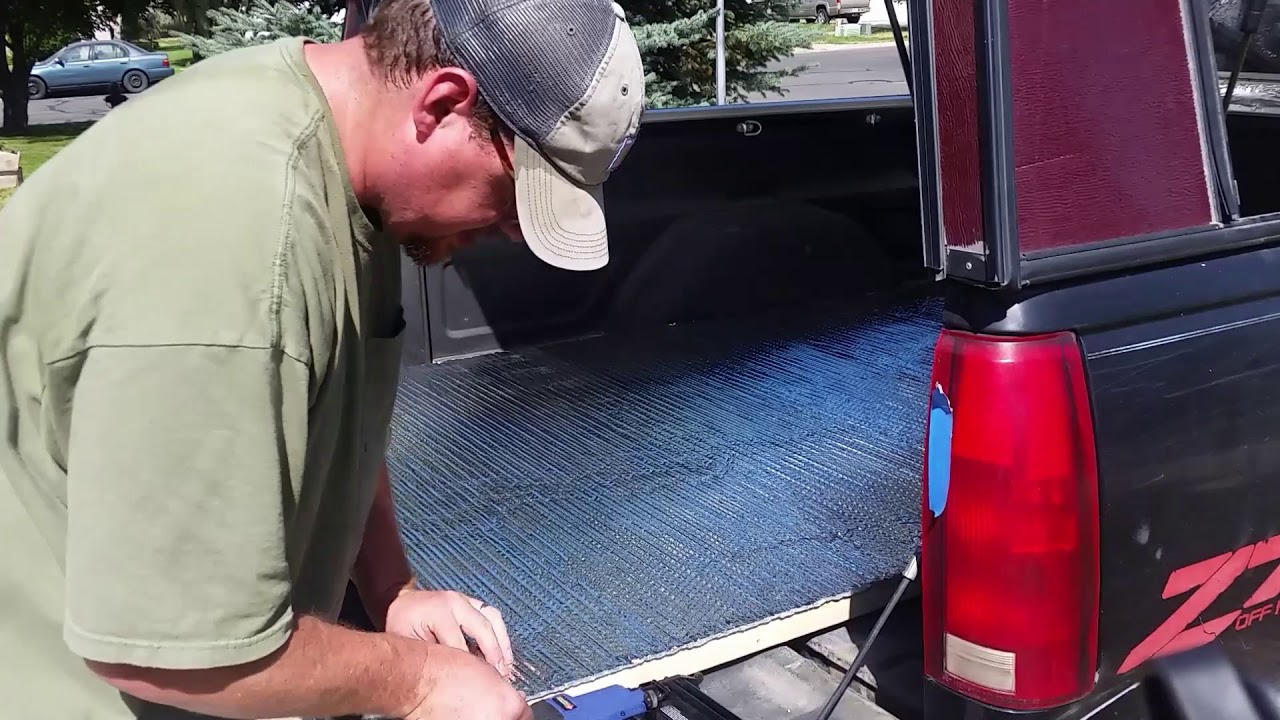 Insulating the the truck cap camper floor with Reflectix - Part 8 - #truckcamping