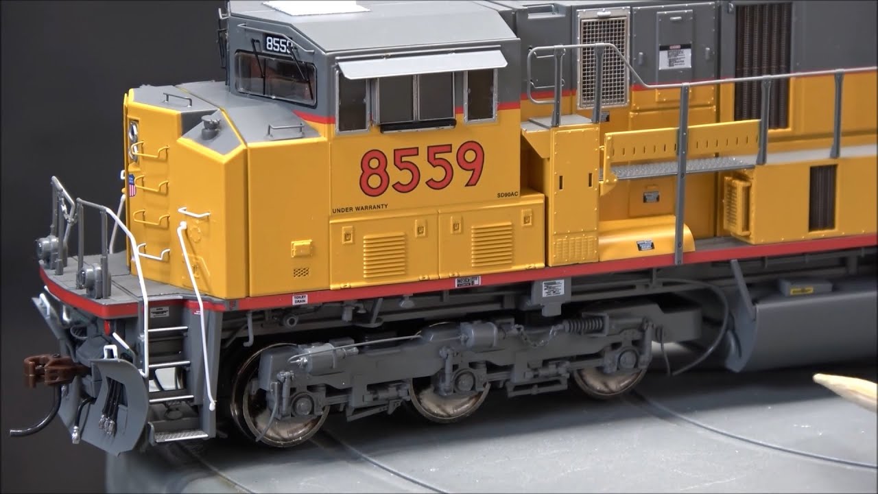 Review: Athearn SD90MAC Phase II Cab, UP & CP Tsunami 2 Sound! SD90MAC-H2
