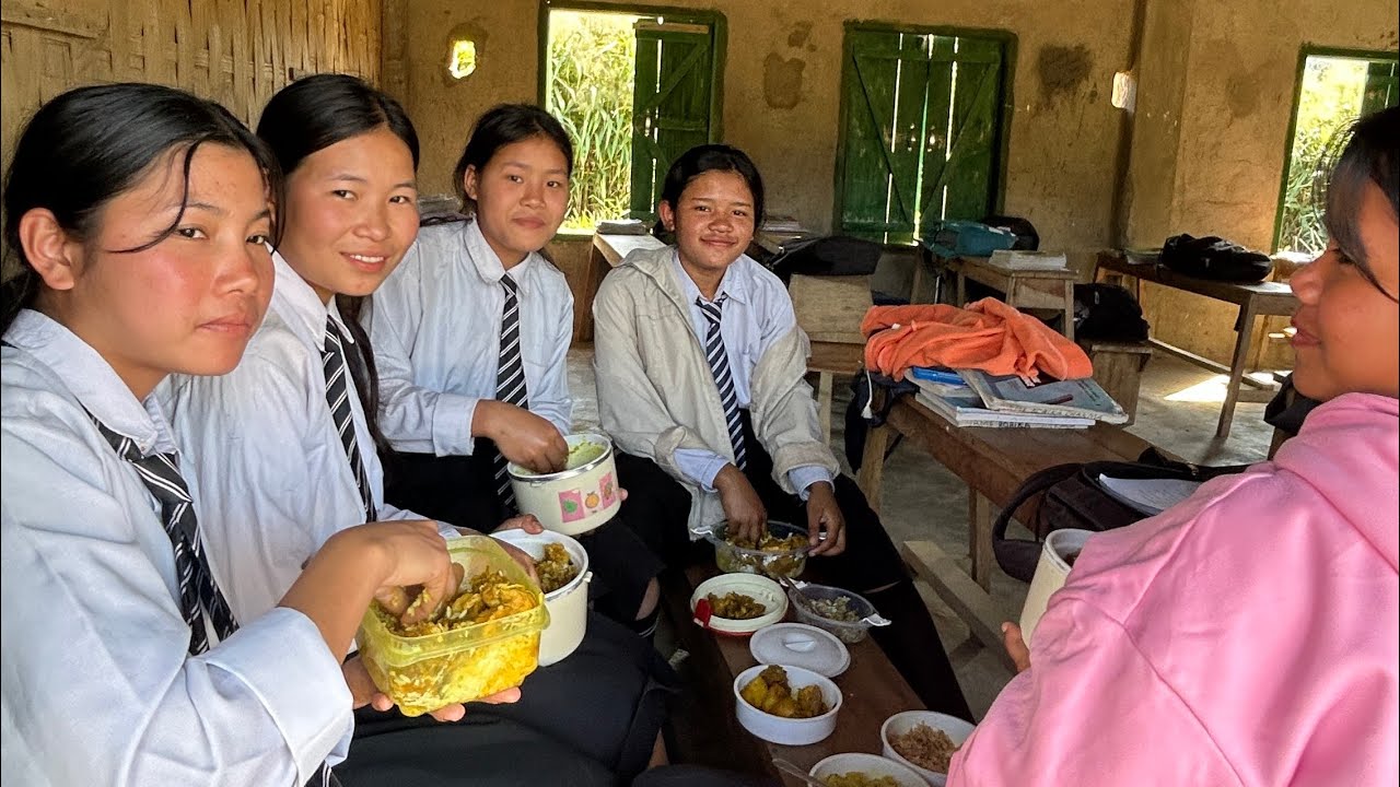 Farewell party at School 🥳🥳 Had delicious meal with students and teachers.