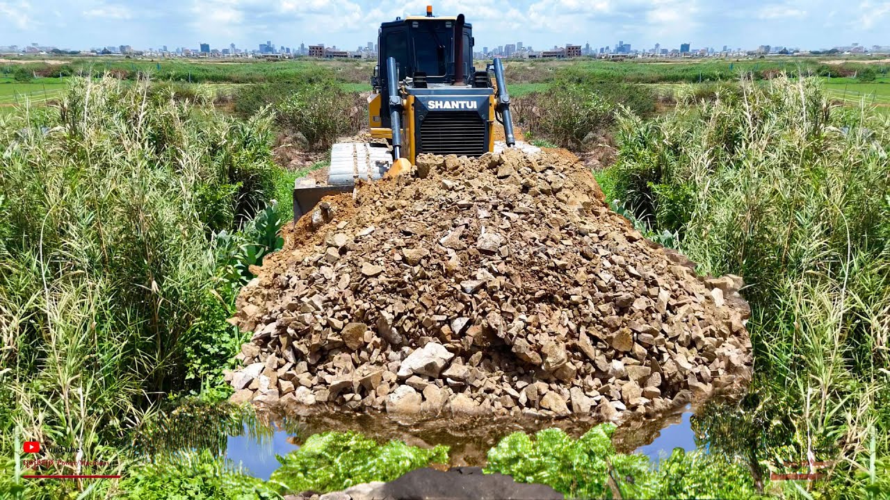 WOW Start This Project Huge Low​ Land Was Eliminate Mak Road With Skill Operator Dozer & Dumper 25.t